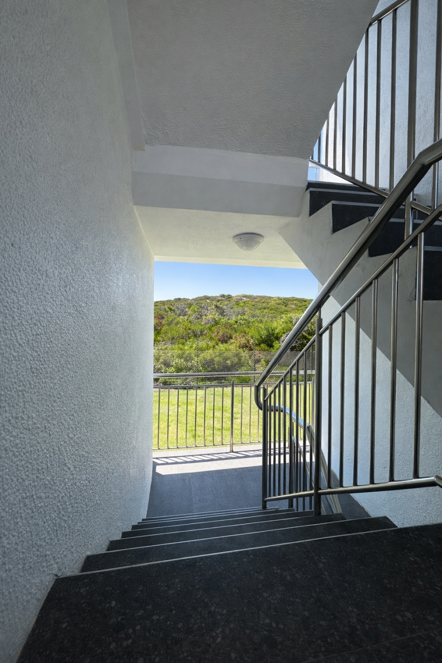 To Let 2 Bedroom Property for Rent in Big Bay Western Cape